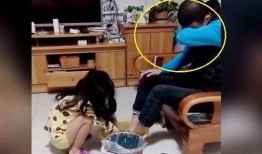 女儿爆料爸爸喝醉视频,爸爸醉酒失控瞬间，家庭隐私意外曝光